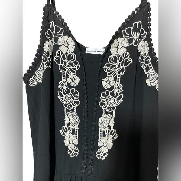 Anthro Love On A Hanger Floral Boho Chic Embroidered Peplum Cami Top Black Small - Picture 3 of 16